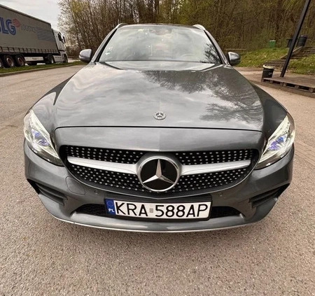 Mercedes-Benz Klasa C cena 115000 przebieg: 112000, rok produkcji 2020 z Krzeszowice małe 172